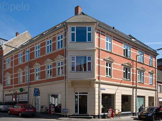 Ramsherred 16, Sct. Mortensgade 8