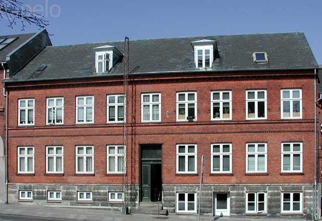 Jernbanegade 25