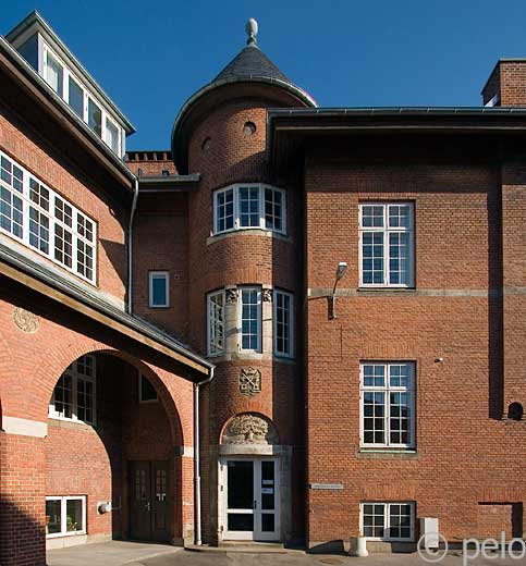 Skolen p� Jernbanegade