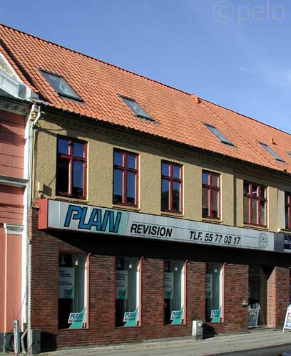 K�bmagergade 12