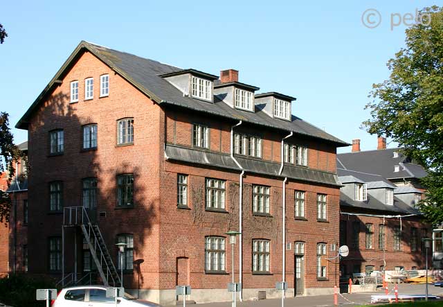 udenoms