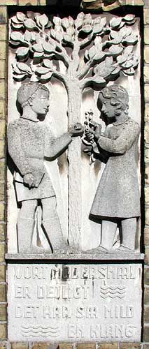 Lille N�stved Skole, relief